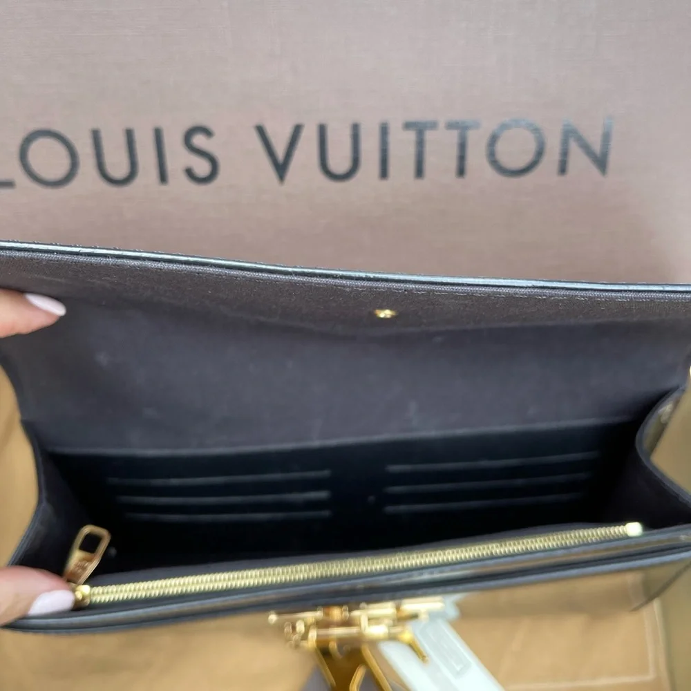 Louis Vuitton louis vuitton